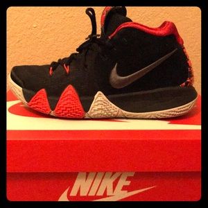 Kyrie 4 Black and red